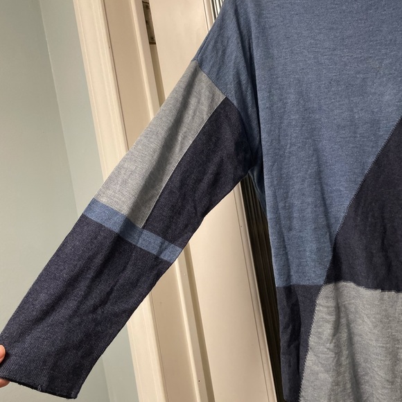 Colorblock top - Picture 4 of 6